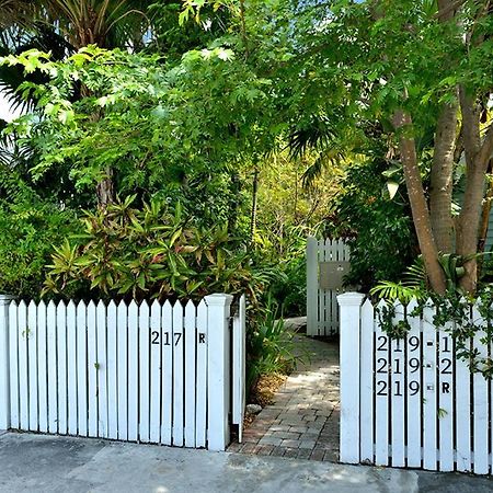 Ann Street Cottage キーウェスト エクステリア 写真